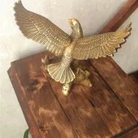 مجسمه برنجی