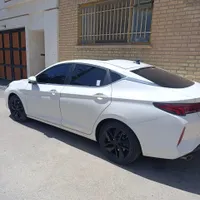 کی‌ام‌سی J7، مدل ۱۴۰۲