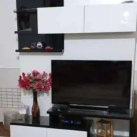 میز تی وی.   های گلاس