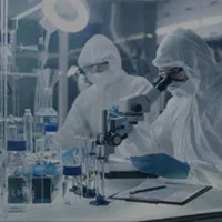 مسئول لابراتوار تولید دارو