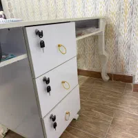 میز ناخن|آرایشگاه و سالنهای زیبایی|رشت, جهاد|دیوار