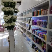 فروشنده وصندوقدارخانم(شیفت عصر)(کادویی وآشپزخانه)