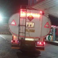 نیازمند راننده خاور