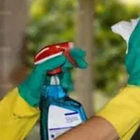 نظافتچی آقا راه پله و دفتر کاری و منزل