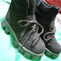نیم بوت