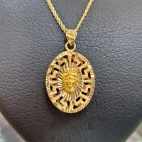 مدال ورساچه با زنجیر بدون اجرت ومالیات فقط ۱۰ درصد