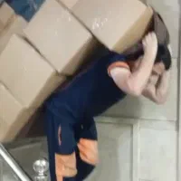 کارگر باربری و جابه جایی