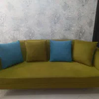 کاناپه سه نفره ومیز