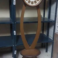 ساعت ایستاده