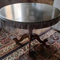 میز ناهارخوری گرد