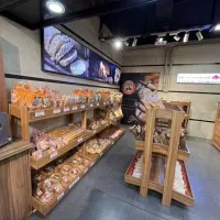 استخدام فروشنده خانم ...غرفه نان هایپر احمدی|استخدام بازاریابی و فروش|رشت, پیرکلاچای|دیوار