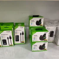 باتری و شارژر دسته ایکس باکس Xbox Series|کنسول، بازی ویدئویی و آنلاین|شیراز, یخ سازی|دیوار