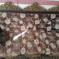 مبل راحتی تاج دار