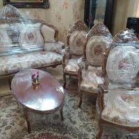 مبل سلطنتی استیل 9 نفره چوب گردو منبت کاری نو نو|مبلمان خانگی و میز عسلی|تهران, علی‌آباد|دیوار