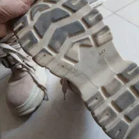 کفش بوت|کیف، کفش، کمربند|نیشابور, خط کاشمر|دیوار