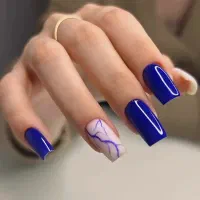 کاشت ناخن با تخفیف و بیمه ۳ روزه برای شما عزیزان