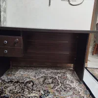 میز تحریر و اداری