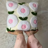 **کاور کوسن و رومیزی پانچدوزی شده **