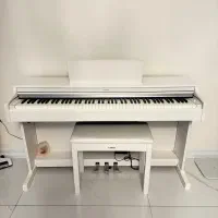 پیانو یاماها سفید YDP165