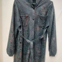 مانتو جیب دار کمربند دارزنانه طرح چرم