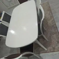 میز غذاخوری