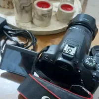 دوربین Canon 700D در حد نو|دوربین عکاسی و فیلمبرداری|بجنورد, |دیوار