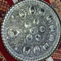 سینی لبه دار|کلکسیون اشیاء عتیقه|تهران, پرستار|دیوار