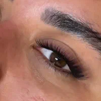 کاشت و آموزش مژه تا هفته آینده با ۳۰٪ تخفیف|خدمات آرایشگری و زیبایی|صدرا-فارس, فاز ۱|دیوار