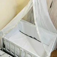 تخت کنار مادر کاملا نو و سالم