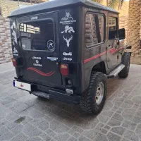 جیپ صحرا سر حال