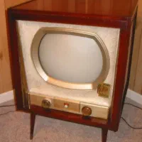 تلویزیون عتیقه قدیمی