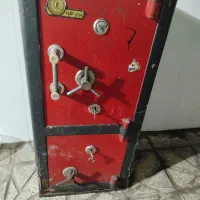 گاو صندوق دو طبقه