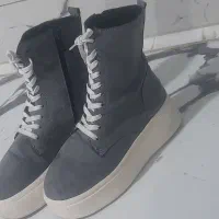 نیم بوت کاملا نو