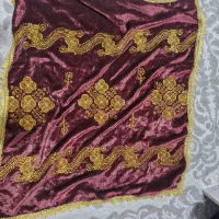 رومیزی قدیمی مخمل زرشکی|پرده، رانر، رومیزی|کرج, شهرک امام رضا (ع)|دیوار