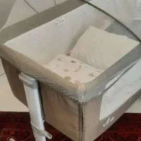 تخت کنار مادر ویرا دلیجان