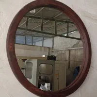 تولید انواع قاب آینه گرد، قاب عکس و شلف دیواری