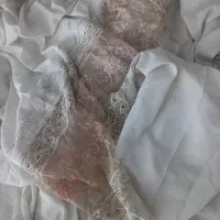 زیر پرده حریر