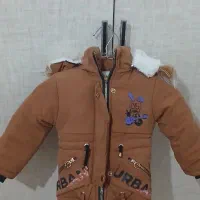 پالتو بچگانه|لباس|درمیان, |دیوار