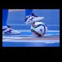 سلام بازیکن فوتسال هستم