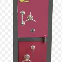 کلیدسازی وقفل وتعریف ریموت ،طلاب، حرم شبانه. روزی|خدمات پیشه و مهارت|مشهد, طلاب|دیوار