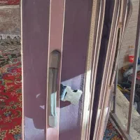 چمدان مسافرتی بزرگ|کیف، کفش، کمربند|میانه, |دیوار