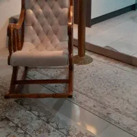 آباژور و صندلی راک