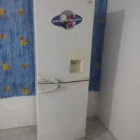 فروش فوری یخچال . اجاق گاز طرح فر و میز تلویزیون