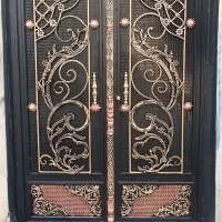 ساخت انواع درب و پنجره و نرده راه پله