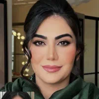 خدمات ناخن ومیکاپ با بهترین متریال ومناسبترین قیمت|خدمات آرایشگری و زیبایی|نیشابور, هفده شهریور|دیوار