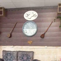 کارگر سری زن قهوه خانه