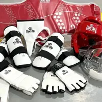 لباس تکواندومارک ادیداس