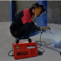 جوشکارسیار ساخت بخاری های کارگاهی و نصب کرکره برقی