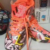 کفش ورزشی سالنی