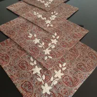 رومیزی ترمه منجوق دوزی